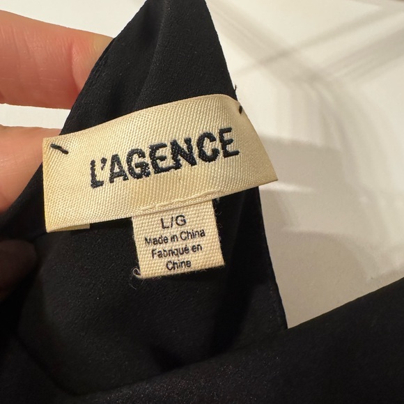 L’Agence Silk Plunge Neck Bodysuit in Black, Size Large. 🖤 - Picture 6 of 9